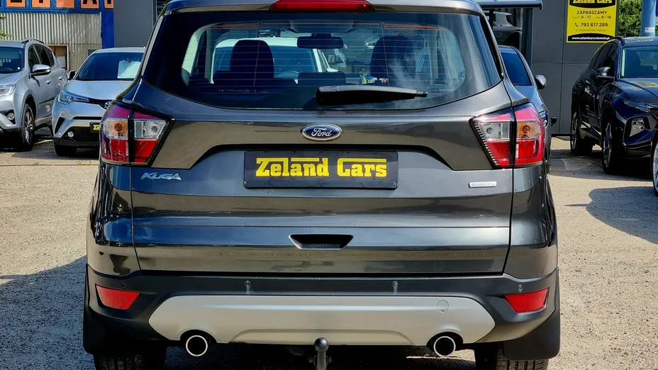 FORD Kuga -