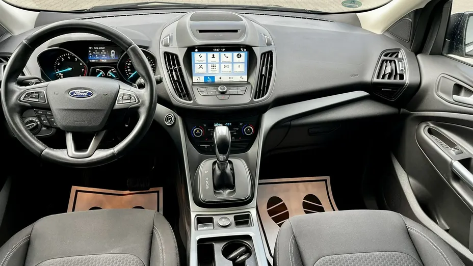 FORD Kuga -