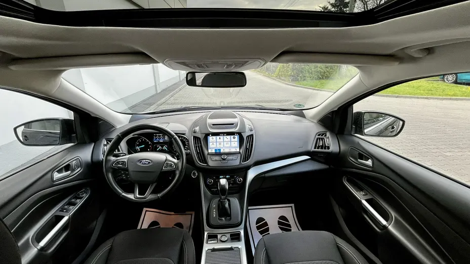 FORD Kuga -