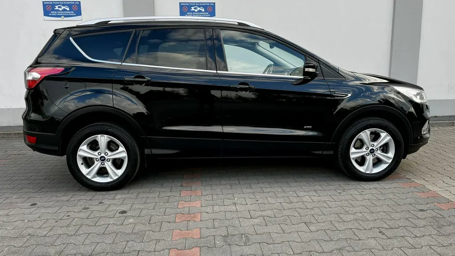 FORD Kuga -