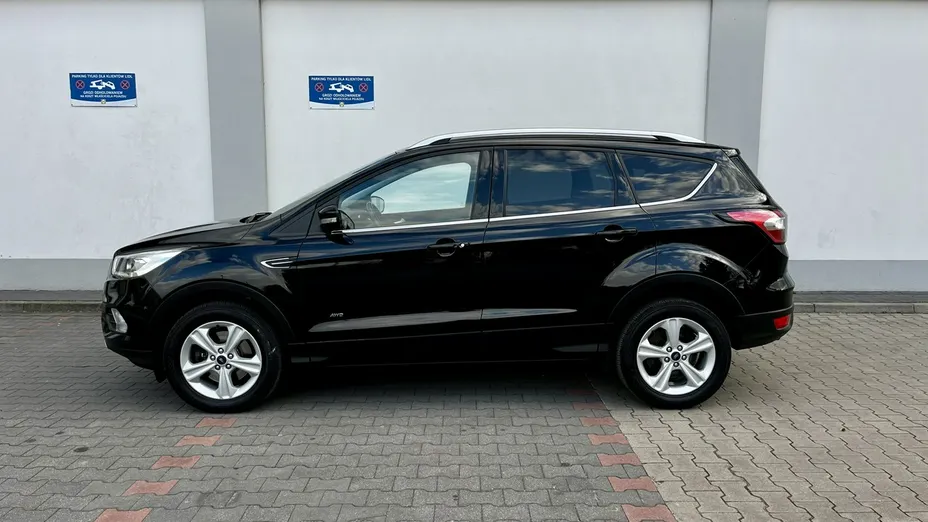 FORD Kuga -