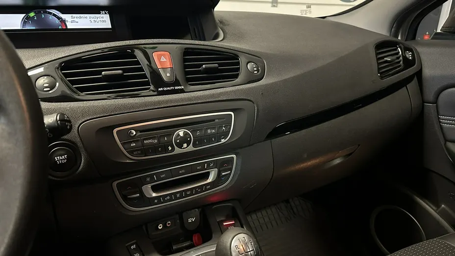 RENAULT Scenic -