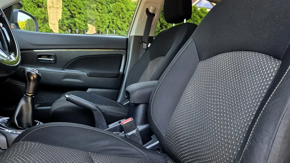 MITSUBISHI ASX -