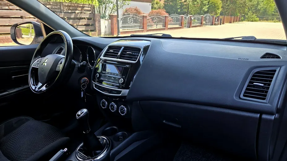 MITSUBISHI ASX -