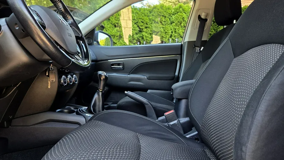 MITSUBISHI ASX -