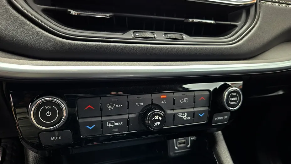 JEEP Compass -