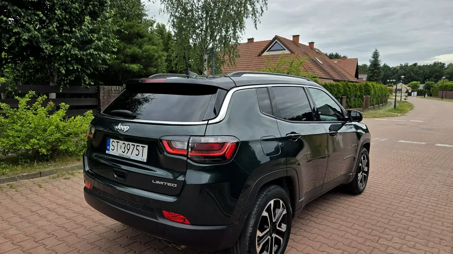 JEEP Compass -