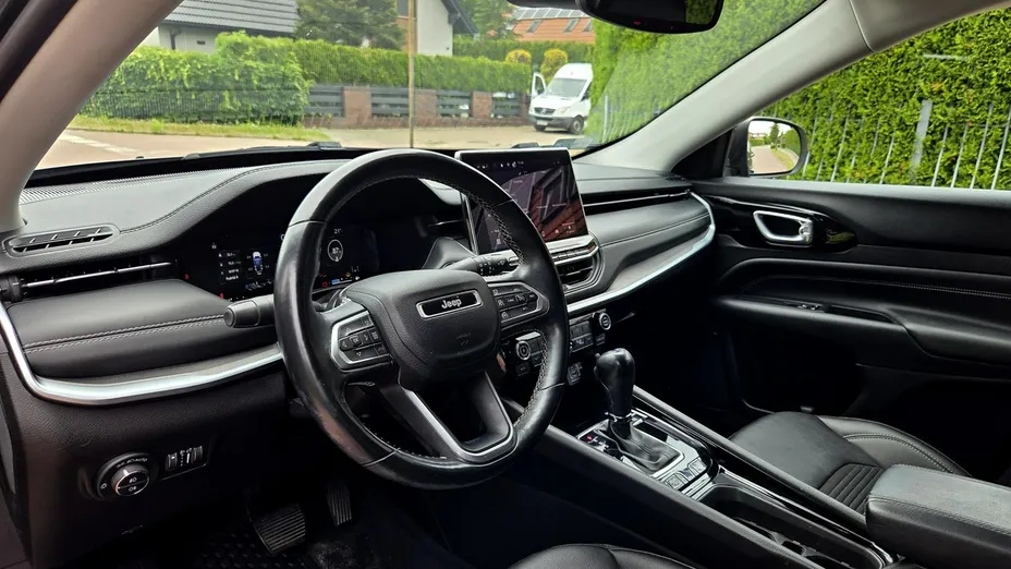 JEEP Compass -