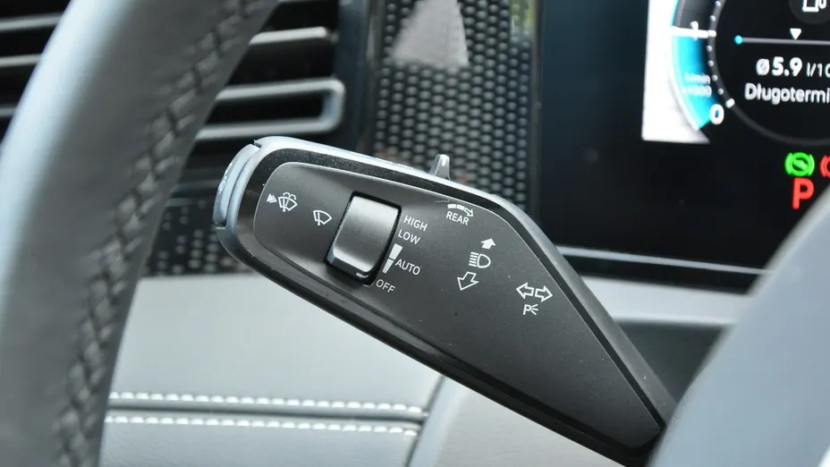VOLKSWAGEN Tiguan -