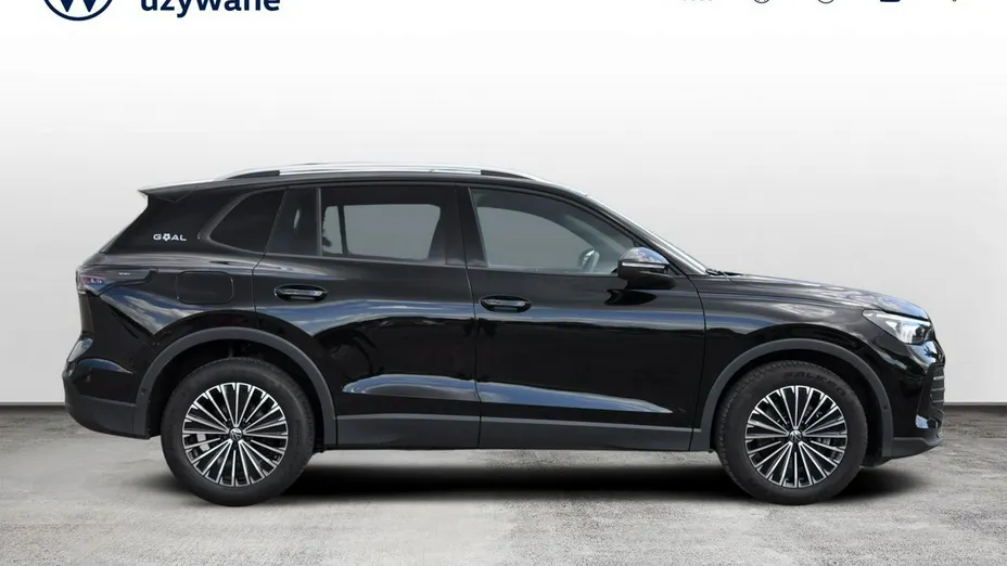 VOLKSWAGEN Tiguan -