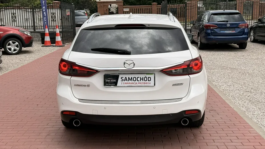 MAZDA 6 -