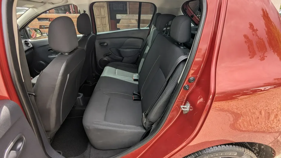 DACIA Sandero -