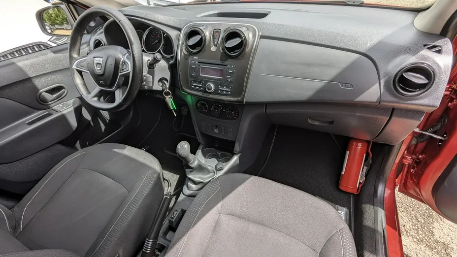 DACIA Sandero -