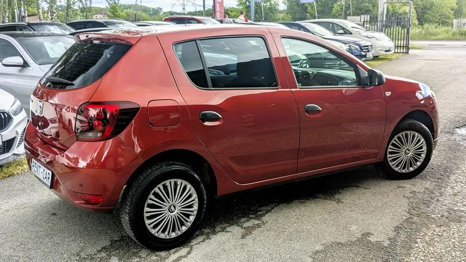 DACIA Sandero -