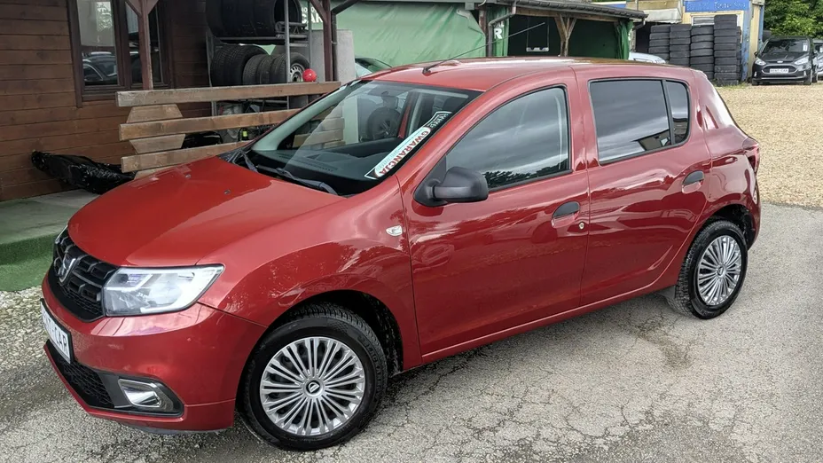 DACIA Sandero -