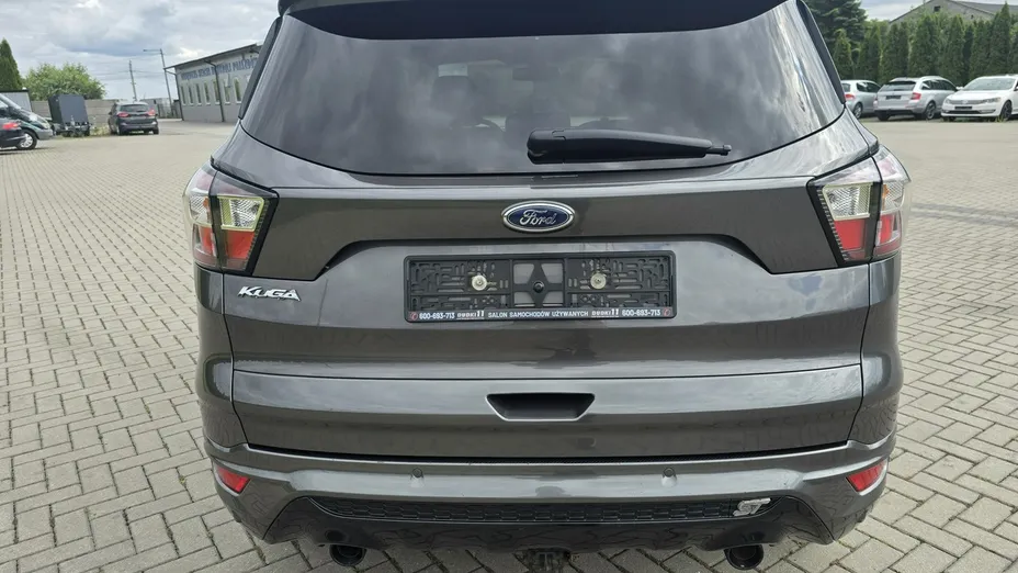 FORD Kuga -