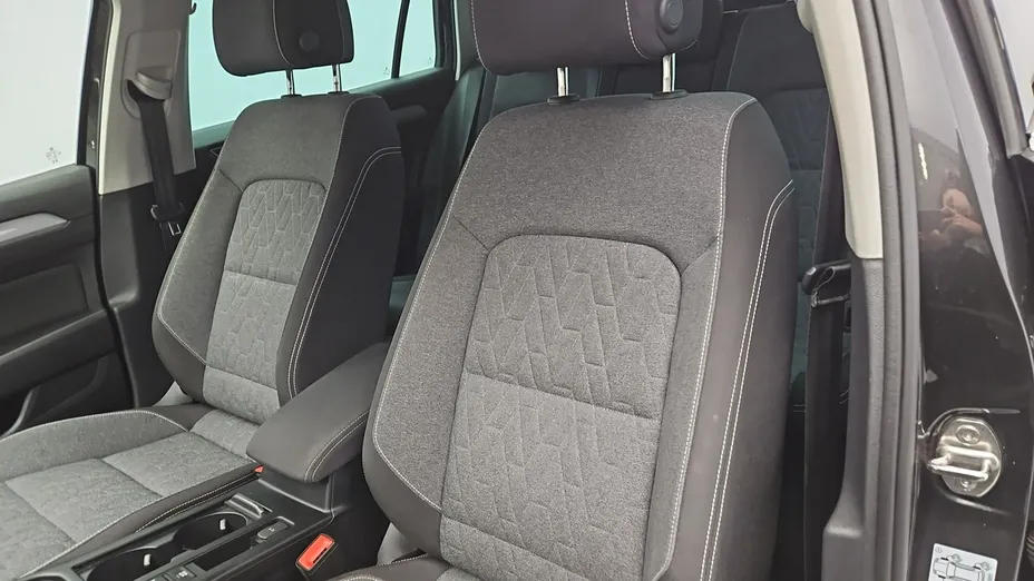 VOLKSWAGEN Passat -