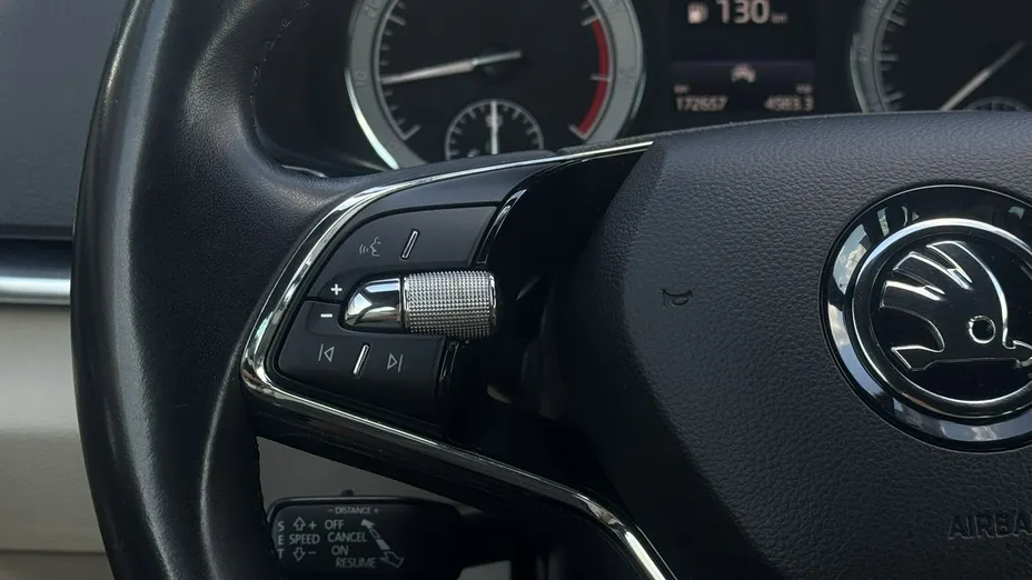 SKODA Karoq -