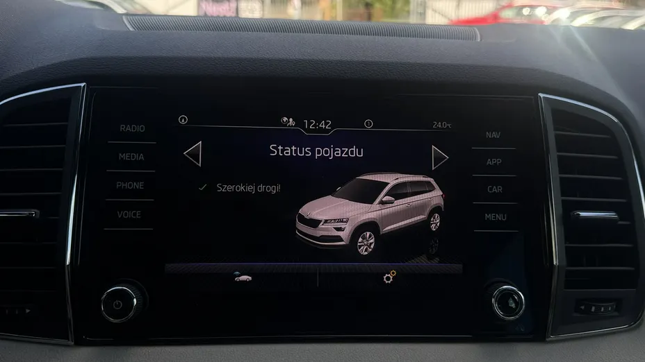 SKODA Karoq -
