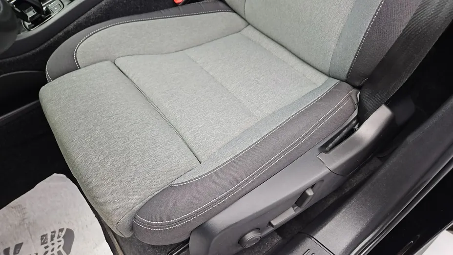 VOLVO XC40 -