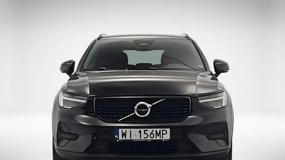 VOLVO XC40 -