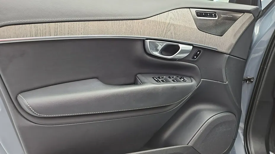 VOLVO XC90 -