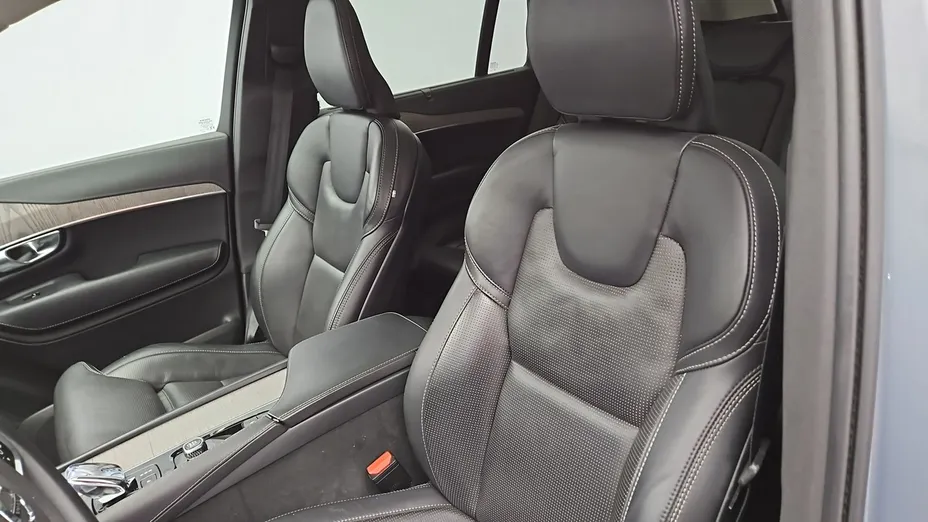 VOLVO XC90 -