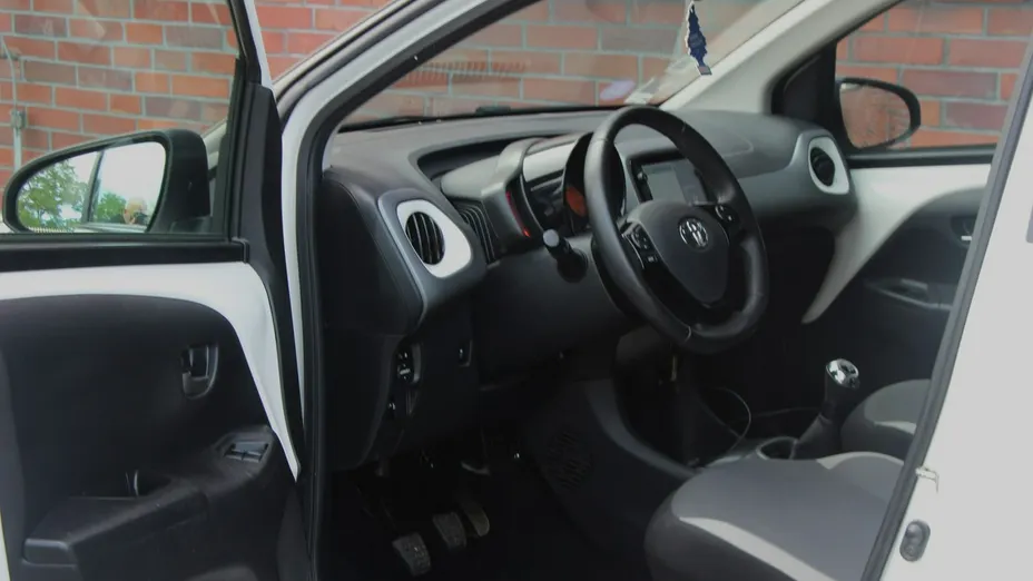 TOYOTA Aygo -