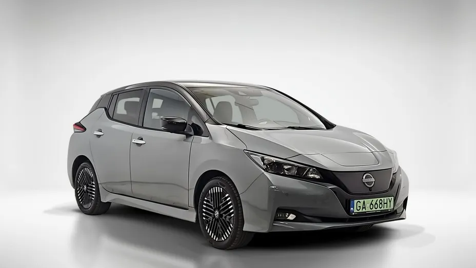 NISSAN Leaf -