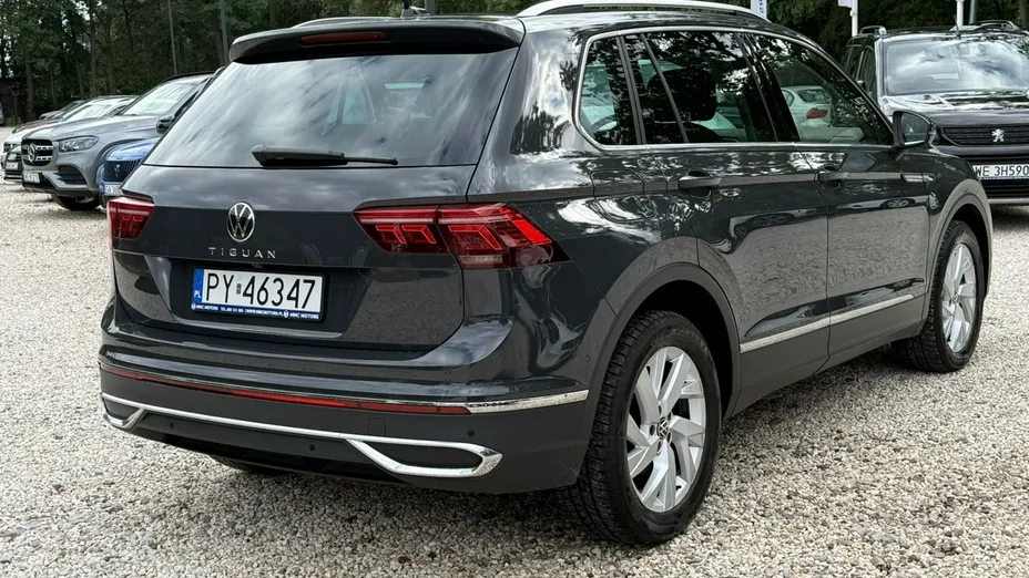 VOLKSWAGEN Tiguan -