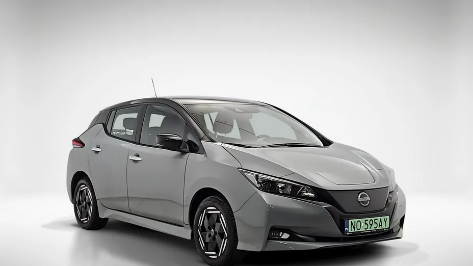 NISSAN Leaf -