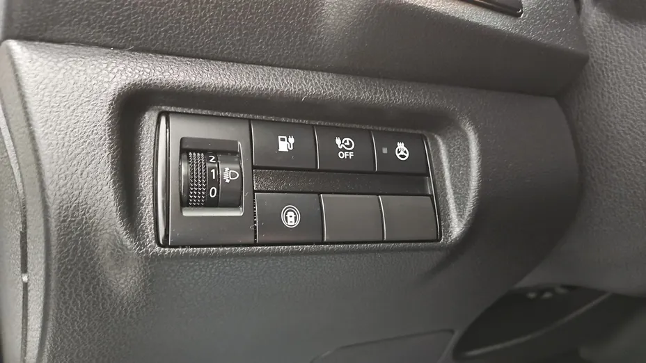 NISSAN Leaf -