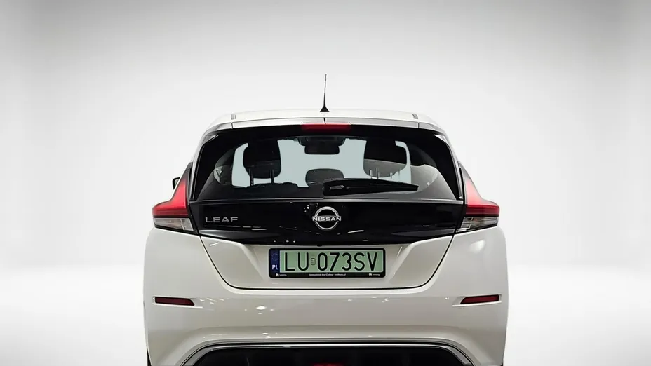 NISSAN Leaf -