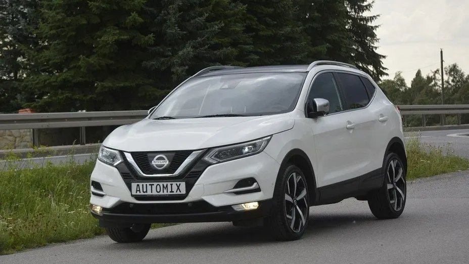 NISSAN Qashqai -