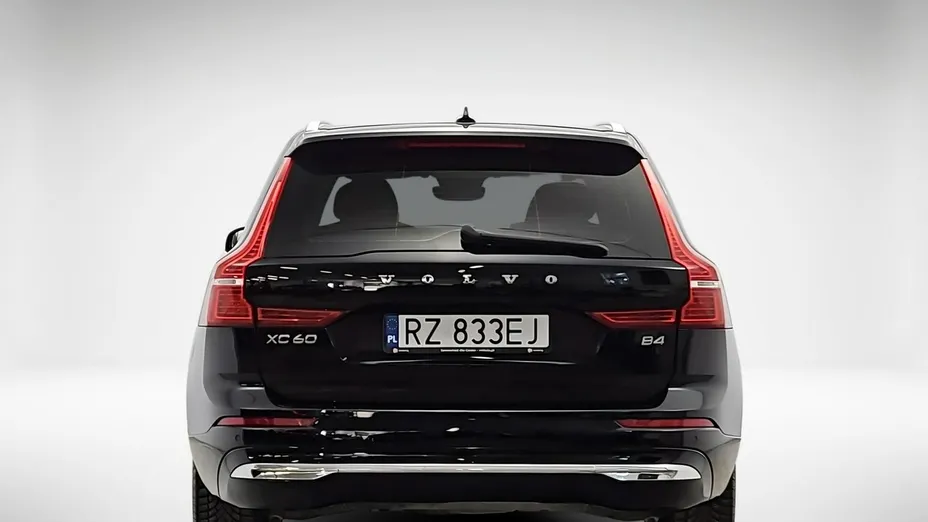 VOLVO XC60 -