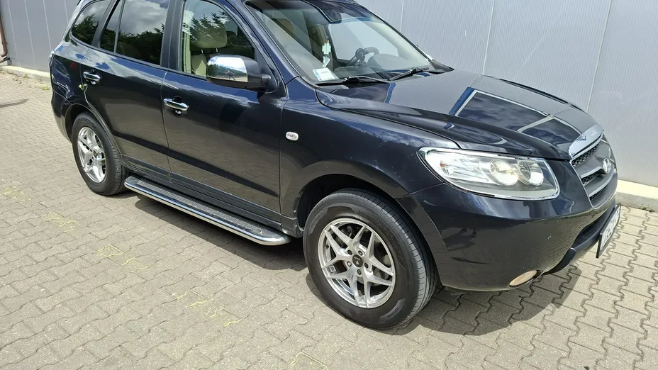 HYUNDAI Grand Santa Fe -