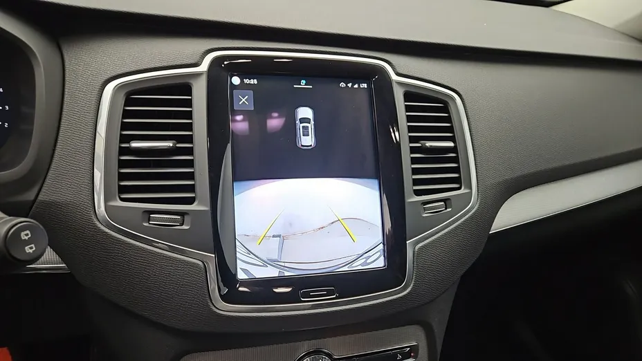 VOLVO XC90 -
