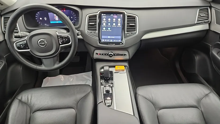 VOLVO XC90 -