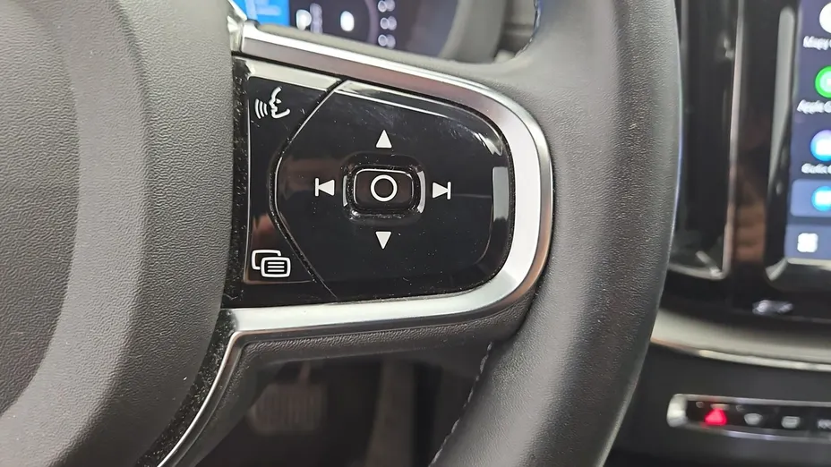 VOLVO XC60 -
