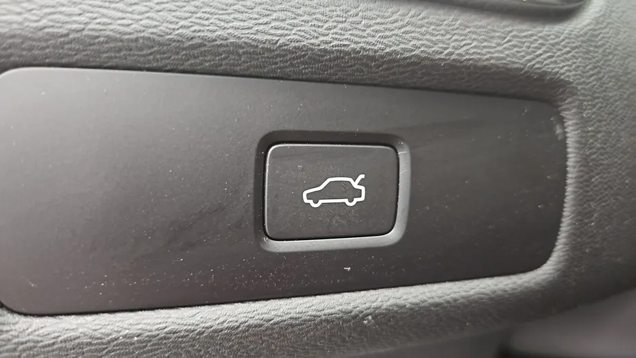 VOLVO XC60 -