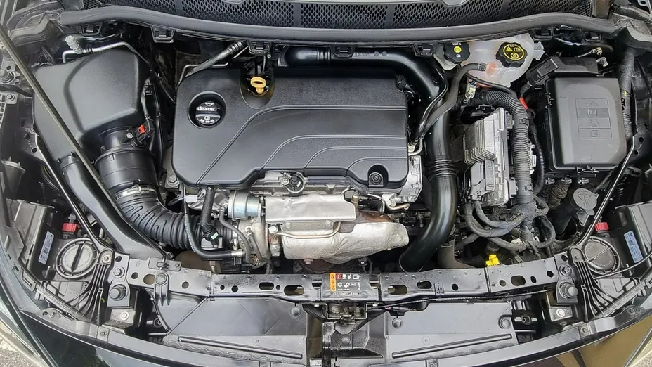 OPEL Astra -