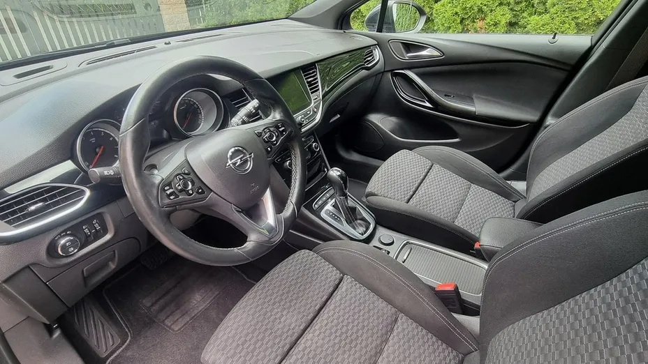 OPEL Astra -