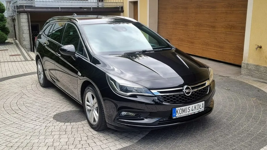 OPEL Astra -