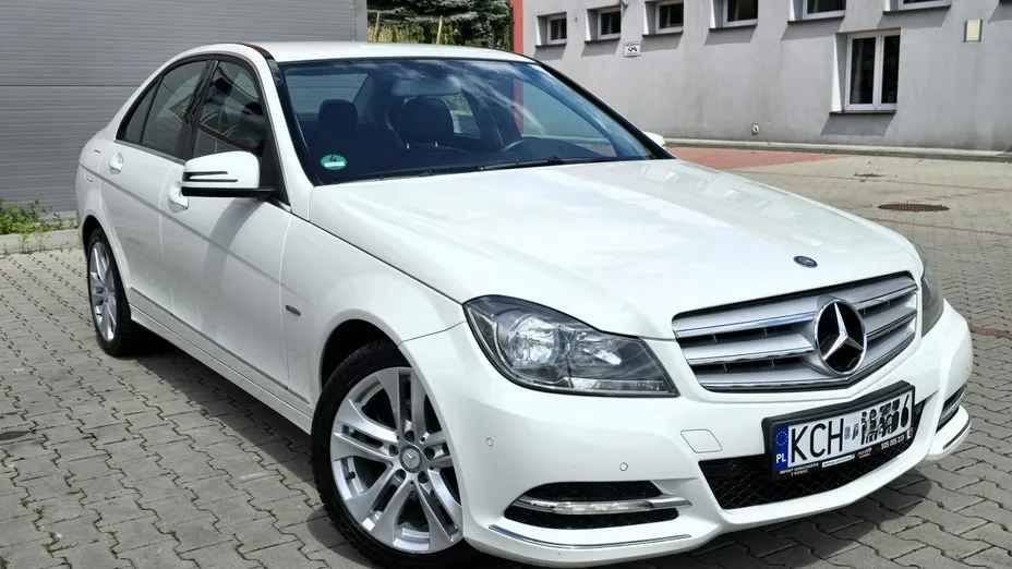 MERCEDES-BENZ C Klasa -