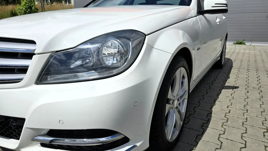 MERCEDES-BENZ C Klasa -