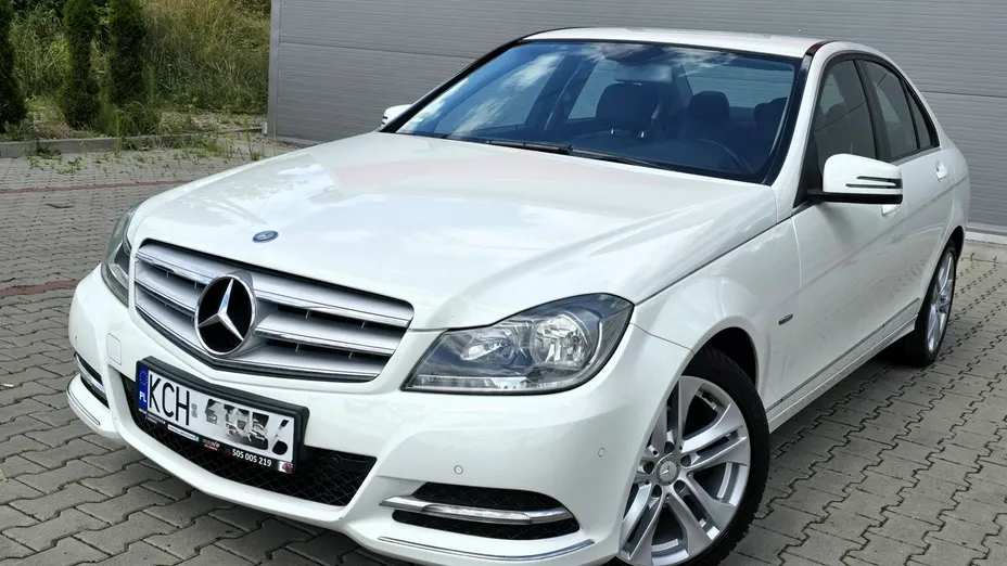 MERCEDES-BENZ C Klasa -