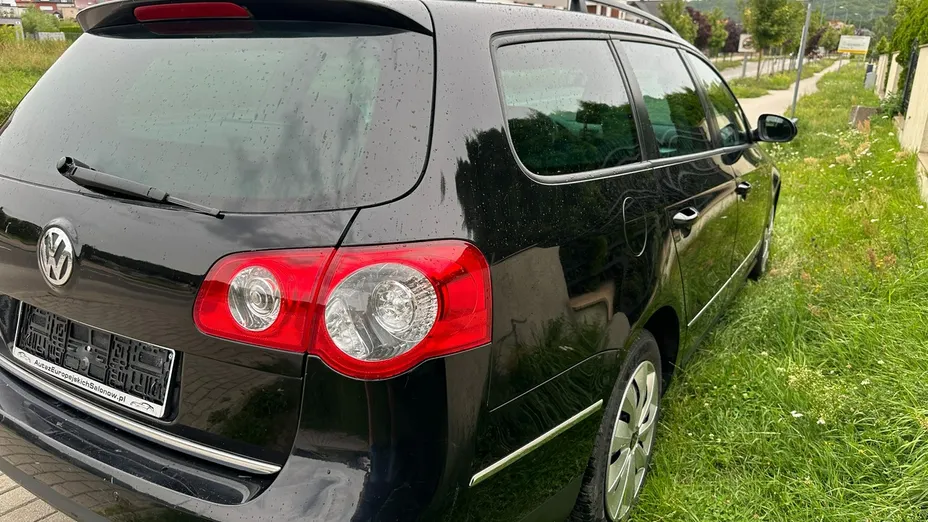 VOLKSWAGEN Passat -