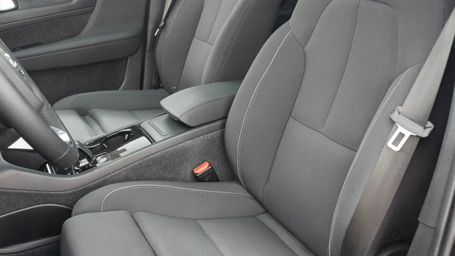 VOLVO XC40 -