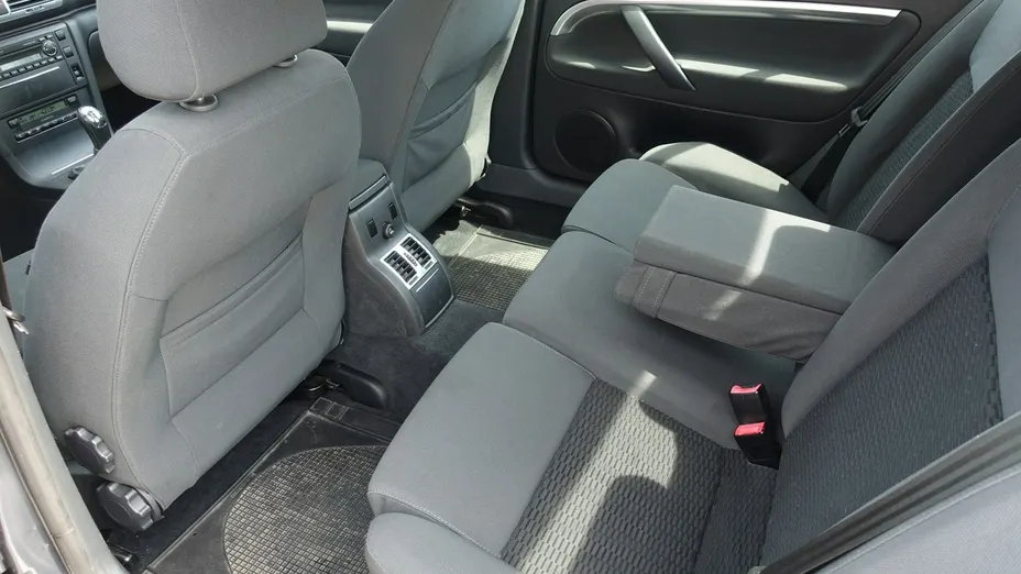 SKODA Superb -