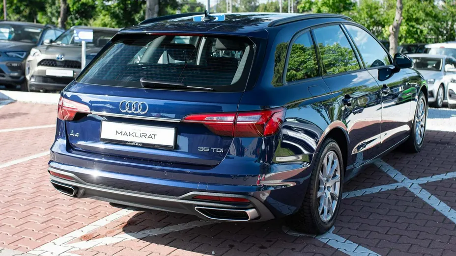 AUDI A4 Avant -